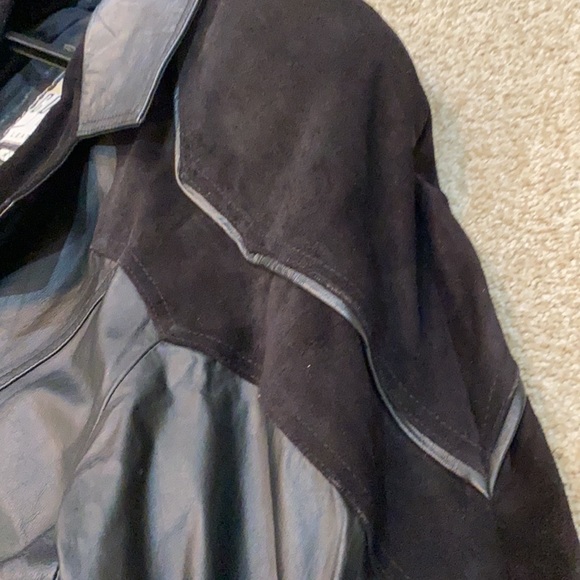 Vintage Black leather long coat - Picture 11 of 12
